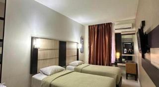 Travello Hotel Manado - 6
