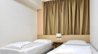 Man Va Hotel - 1