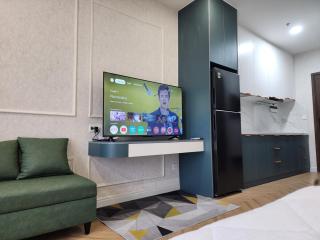 Lang Retreat Apartment - Resort Pool & Elite Gym - Ho Chi Minh - 5