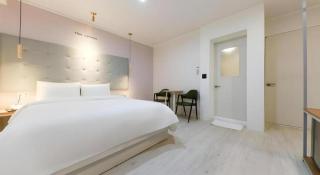 Best In City Hotel - Daejeon - 3