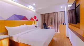 Borrman Hotel Zhanjiang Shimao Building High-speed Railway Station - Zhanjiang - 5