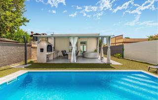 Stunning Home In Loborika With Wifi - 1