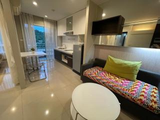 C217 Cozy 1BR Pool, Gym, Mtn Views Prime Spot - 5