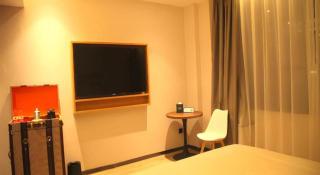 Premier City Comfort Hotel Altay Wanghu Commercial Plaza - 3