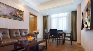 Vienna Hotel Guangdong Huidong Herung Pedestrian Street - 5