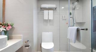 Vienna Hotel Anhui Fuyang Yingshang Yingbin Avenue - 2