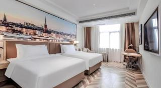Vienna Hotel Sichuan Hejiang Yangtze River Bridge - Luzhou - 1