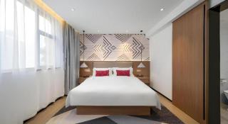 Borrman Hotel Guilin Two Rivers and Four Lakes Beiji Plaza - Guilin - 1