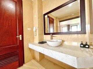Paragon Noi Bai Pool And Best View Airport Hotel - Thach Loi - 1