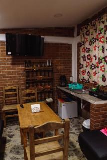 Find Your Perfect Mountain Retreat at House Moon - - 3