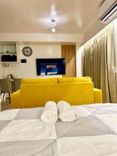 Neon Vimannagar studio near Pune Airport Symbiosis College 5 min walk - Pune - 4