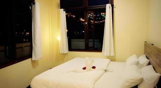 Art Hotel Sanamchai - 1