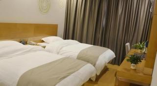 GreenTree Inn Anqing Wangjiang County Lantian Road Yiheyuan Express Hotel - Jiangta - 1