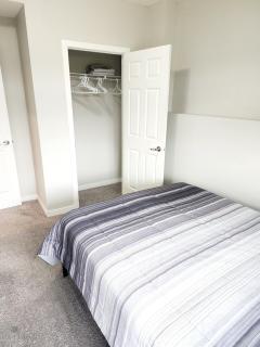 Walden Mount 1-Bedroom Basement Suite - Calgary - 1