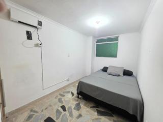 Spacious apartment in Laureles Estadio - 1