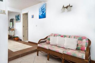 Beach Cove Apartment - 1