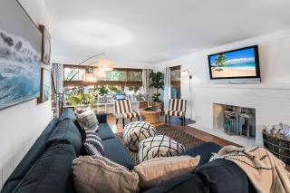 Sandy Pants - Designer Beach Chic Home Steps to Beach Backyard Oasis w Heated Pool - Anna Maria - 5