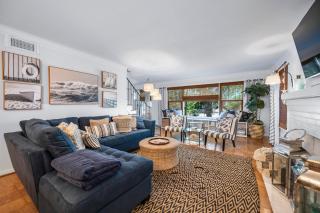 Sandy Pants - Designer Beach Chic Home Steps to Beach Backyard Oasis w Heated Pool - Anna Maria - 2