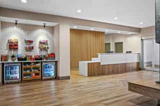 Ramada by Wyndham Drumheller Hotel & Suites - 7