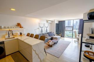 Premier Suites- Panoramic View - 9