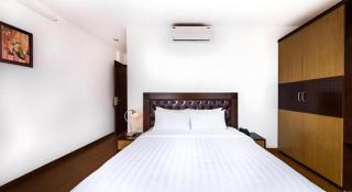 Tu Sakura Hotel - 1