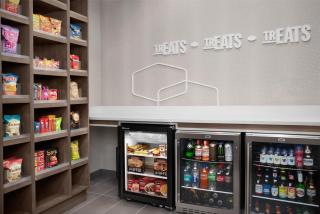 Hampton Inn and Suites by Hilton Vero Beach-Downtown - Vero Beach - 1