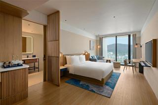 Hyatt Place Ha Long Bay, Bai Chay - 1