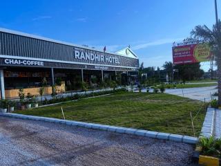 Randhir Hotel & Restaurant - 0