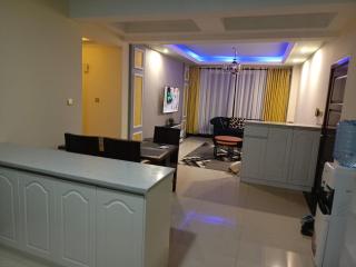 executive fully furnished apartments with luxurious facilities which features a breathtaking city views and close proximity to major shopping malls thus offering a high end lifestyle - 6