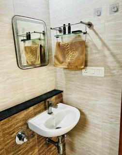 Mudhera Guest House - 9