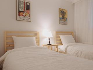 Dalmung 2room 3bed Gyeongbokgung Station 1 stop Dongnimmun station in 5min - Seoul - 2