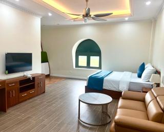 Royal Louis Hotel - 0