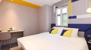 7 Days Inn Shanghai Yichuan Road - 1