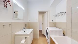 Jungle Apt in City Centre w AC - 1