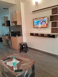 runway suits studio apartment - - 8