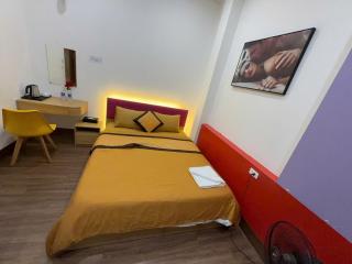 Dream Hotel - 3