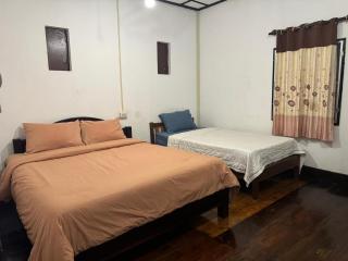 Lonely Guesthouse - 2