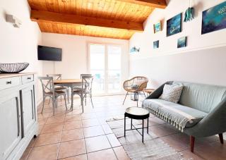 ABYS Logement avec grande terrasse - 6