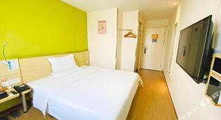 7 Days Inn Guangzhou Huangpu East Zone Times Plaza - Guangzhou - 2