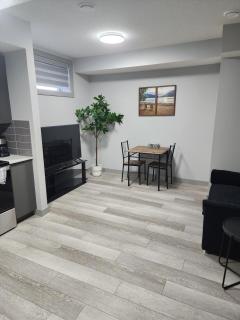 Cozy Nest 2 Bed Rooms Suit at Glacier Ridge - 4
