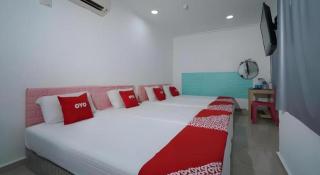 OYO 89717 Budget Star Hotel - 1