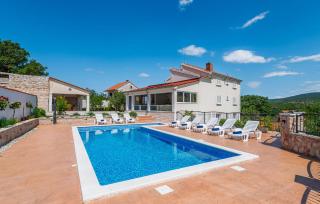Nice Home In Cvrljevo - 0
