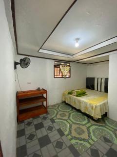Thousands of Bottles - Hostel and Trekking - Bukit Lawang - 6
