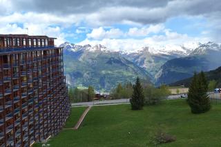 Beautiful studio with balcony - nice view - 1
