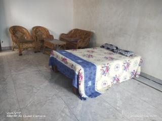 Vishal Homestay - Neoria Husainpur - 2