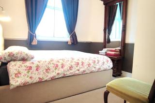 Comfortable flat in a very historic part of London - 8