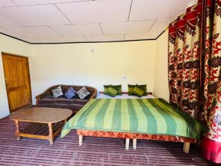 Dragon guesthouse and garden restaurant - 1