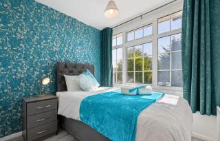 Cozy 3 bedroom house with free parking and near hospital - Walsgrave on Sowe - 9