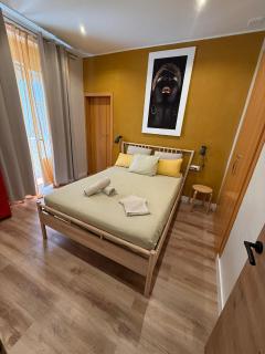 PRECIOUS AND ORIGINAL APARTMENT CENTER - 6