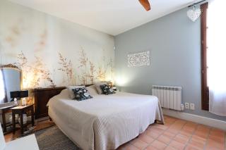 Maison Dix Chambres d'hôtes et Espace SPA Bien être - 9